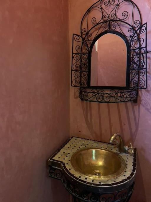 Ryad De Charme Authentique Piscine Calme Marrakesh Exterior photo